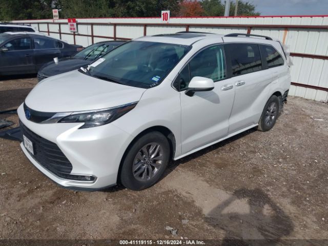 5TDYRKEC4RS187762 Toyota SIENNA XLE