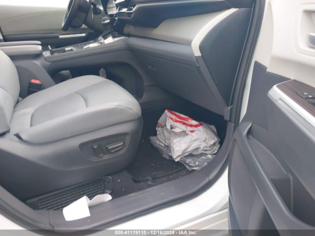 5TDYRKEC4RS187762 Toyota SIENNA XLE