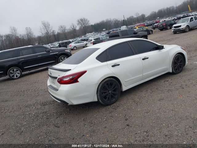 1N4AL3APXHC212977 Nissan Altima 2.5 Sr