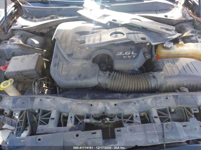 2C3CDXHGXEH234410 Dodge Charger Sxt