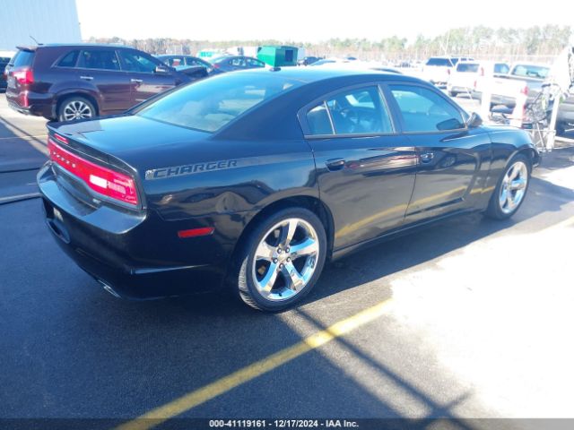 2C3CDXHGXEH234410 Dodge Charger Sxt