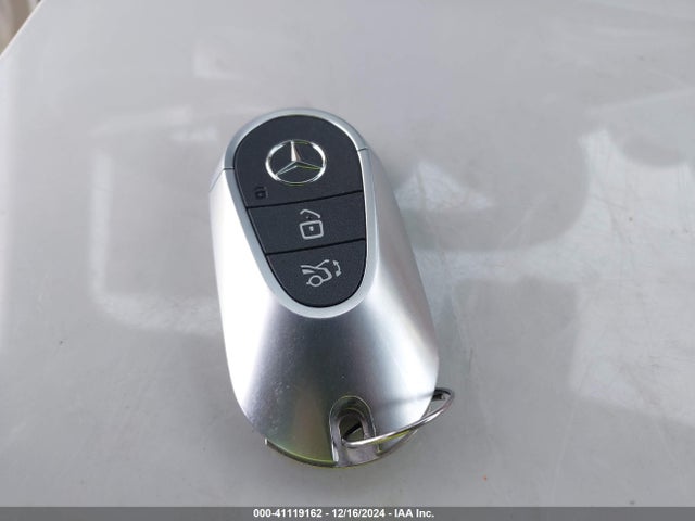 W1NKM4GB2PF052807 Mercedes-Benz Glc 300 Suv