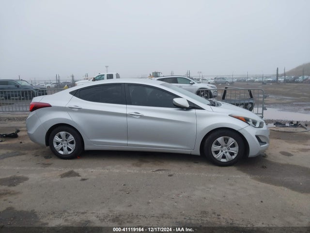 Hyundai ELANTRA SE 2016 5NPDH4AE4GH709698 Image 12