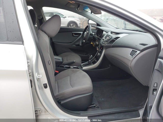 Hyundai ELANTRA SE 2016 5NPDH4AE4GH709698 Image 5