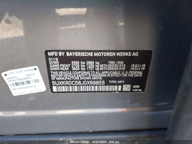 2018 BMW X5 5UXKR0C58J0X99855 Photo 8