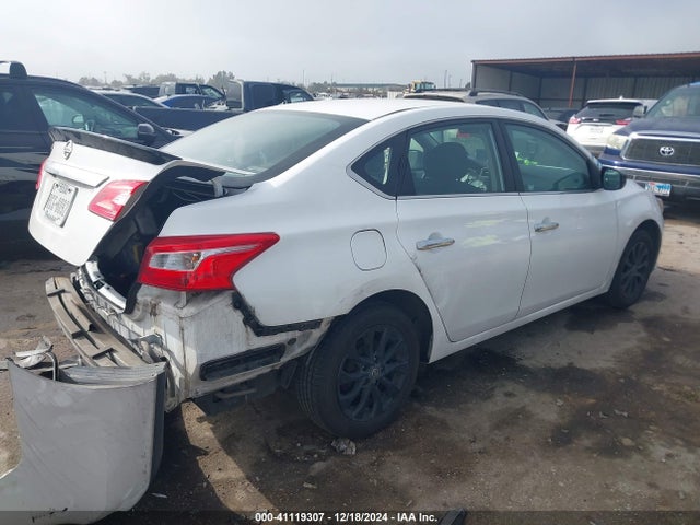 Nissan SENTRA S 2018 3N1AB7AP1JY330100 Image 4