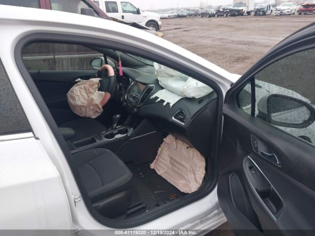 1G1BE5SM0J7114492 Chevrolet Cruze Lt Auto
