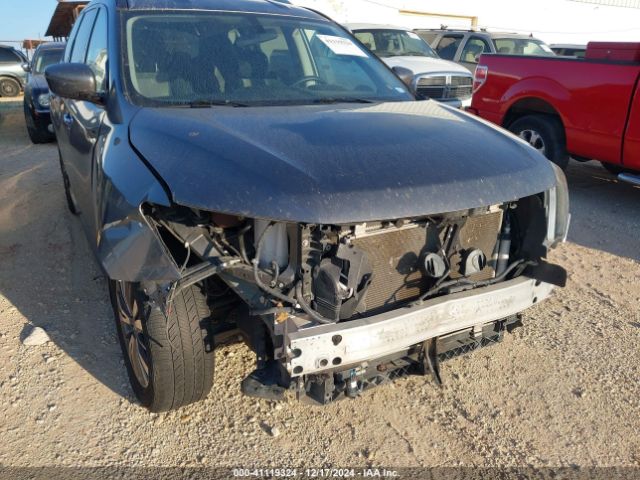 5N1DR2MN8JC678130 Nissan Pathfinder S