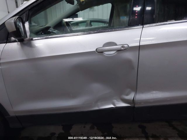 1FMCU0G9XHUB46427 Ford ESCAPE SE