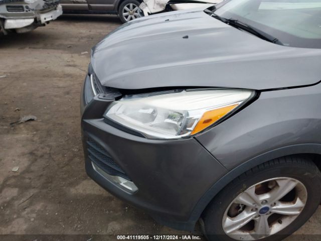 1FMCU0G99EUB14872 Ford ESCAPE SE