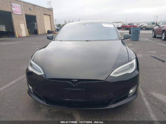 Tesla Model S 60/70/75/85 2016 5YJSA1E18GF133713 Image 12