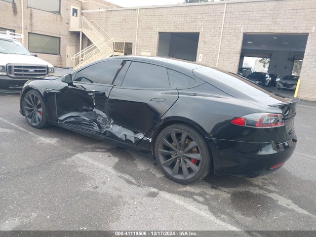 2016 TESLA MODEL S 5YJSA1E18GF133713 Photo 2