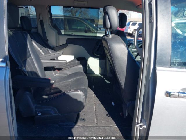 2C4RC1CG6ER274992 Chrysler Town & Country Touring-l