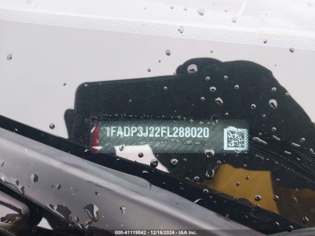 1FADP3J22FL288020 Ford Focus Titanium