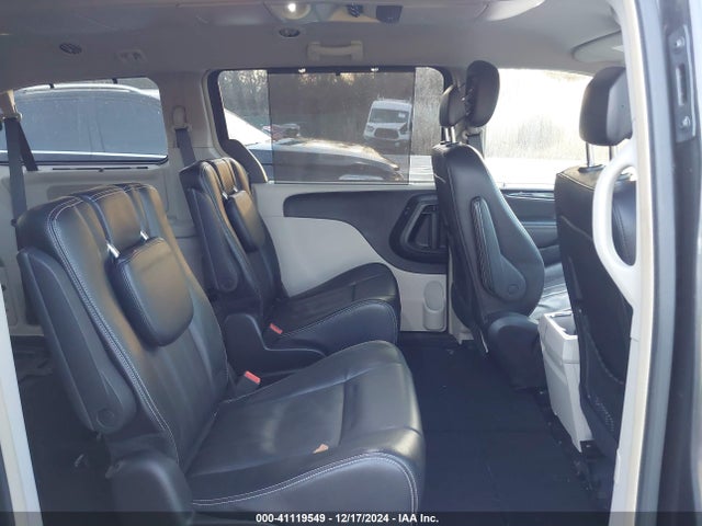 2C4RC1BG4FR752720 Chrysler Town & Country Touring