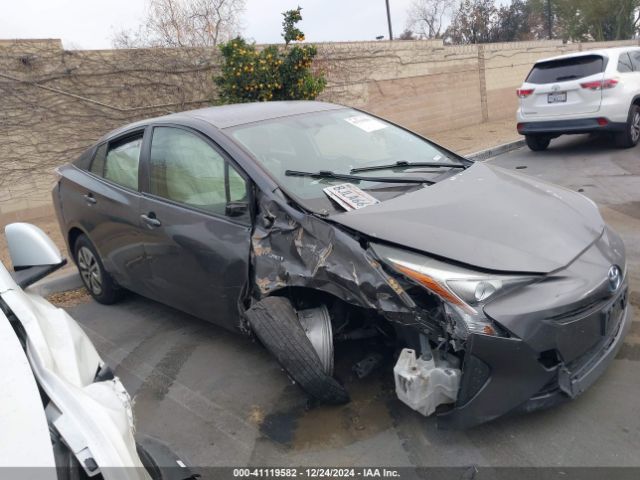 JTDKARFU3G3522070 Toyota Prius Three