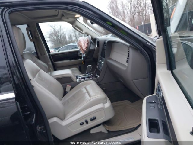 5LMJJ2JTXGEL09275 Lincoln Navigator Select