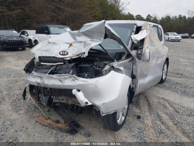 KNDJN2A23G7865872 KIA Soul