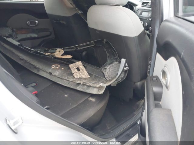 KNDJN2A23G7865872 KIA Soul