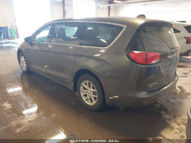 2C4RC1CGXLR233228 Chrysler Voyager Lx