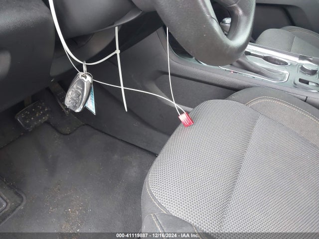 Chevrolet Traverse Ls 2019 1GNERFKW1KJ123424 Image 11