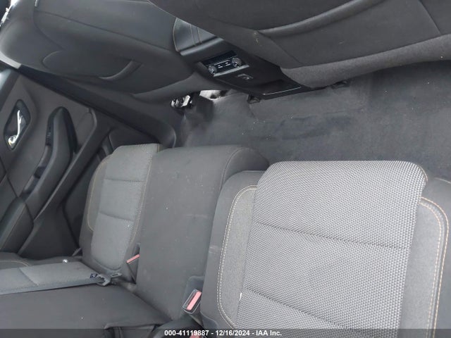Chevrolet Traverse Ls 2019 1GNERFKW1KJ123424 Image 8