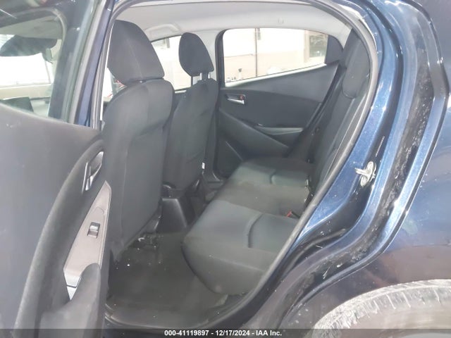 3MYDLBYV9JY304876 Toyota YARIS IA