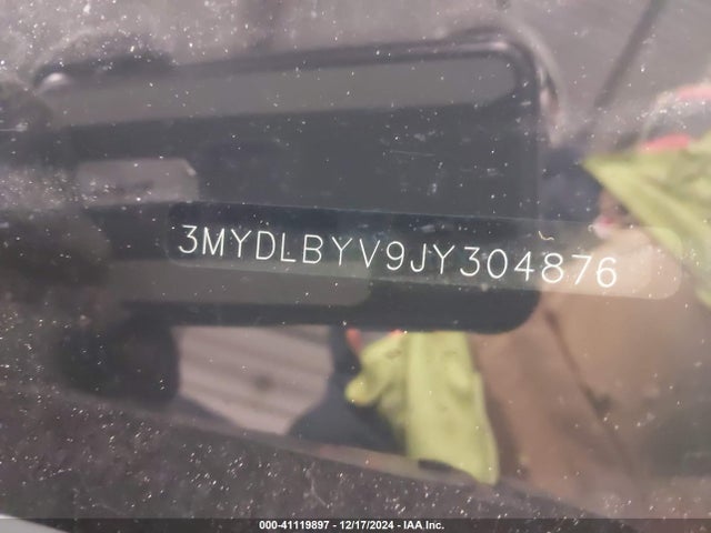 3MYDLBYV9JY304876 Toyota YARIS IA