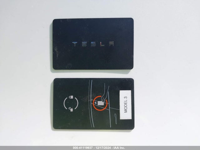 2018 TESLA MODEL 3 5YJ3E1EB5JF084379 Photo 10
