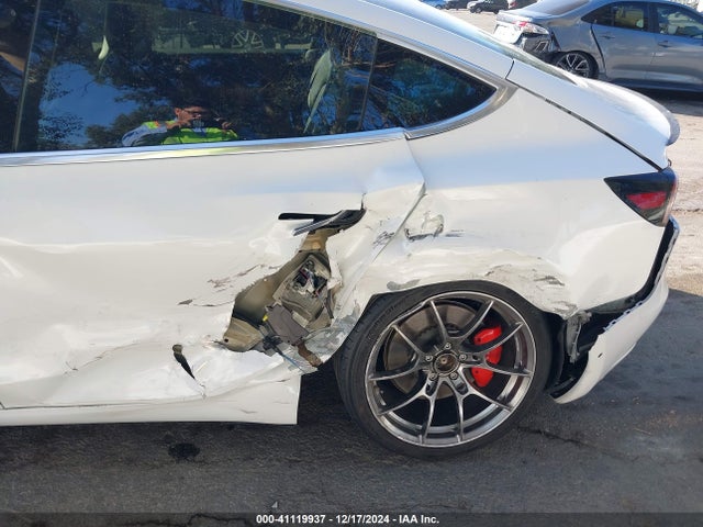 2018 TESLA MODEL 3 5YJ3E1EB5JF084379 Photo 5