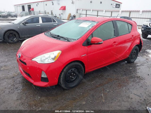 JTDKDTB31E1558432 Toyota Prius C Two
