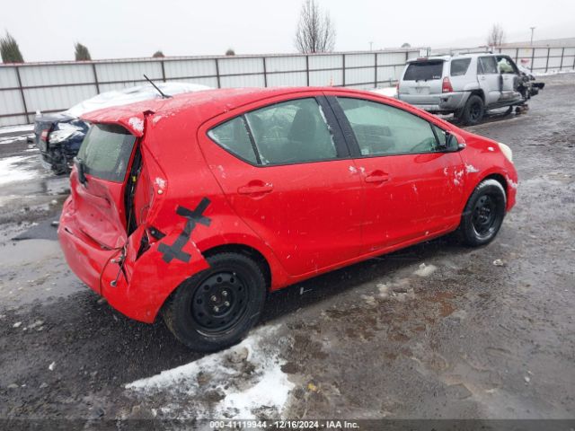 JTDKDTB31E1558432 Toyota Prius C Two