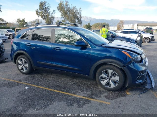 KNDCB3LC9M5487352 KIA NIRO LX