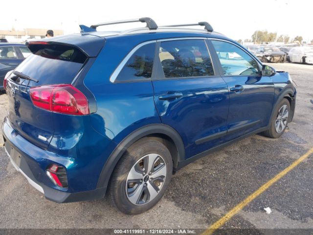 KNDCB3LC9M5487352 KIA NIRO LX
