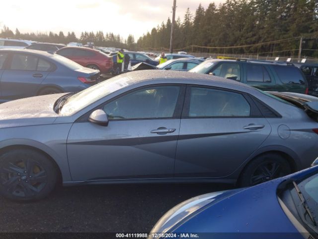 KMHLM4AJ5MU005379 Hyundai Elantra Hybrid Blue