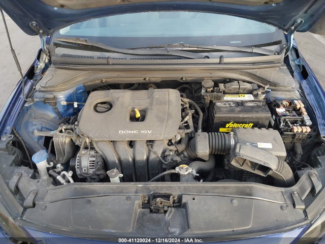 Hyundai ELANTRA SE 2017 5NPD74LF3HH182733 Image 10