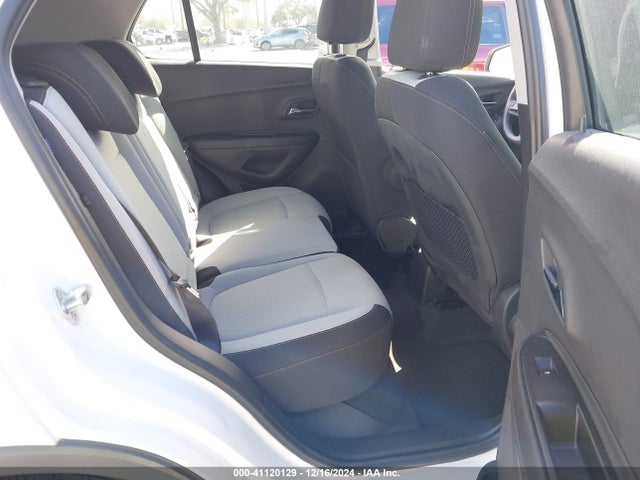 Chevrolet TRAX LS 2018 3GNCJKSB6JL166085 Image 8