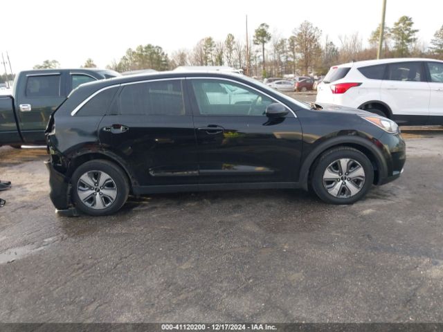 KNDCB3LC3K5343289 KIA NIRO LX