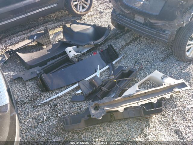 KNDCB3LC3K5343289 KIA NIRO LX