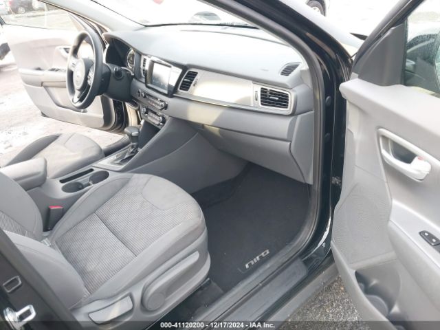 KNDCB3LC3K5343289 KIA NIRO LX