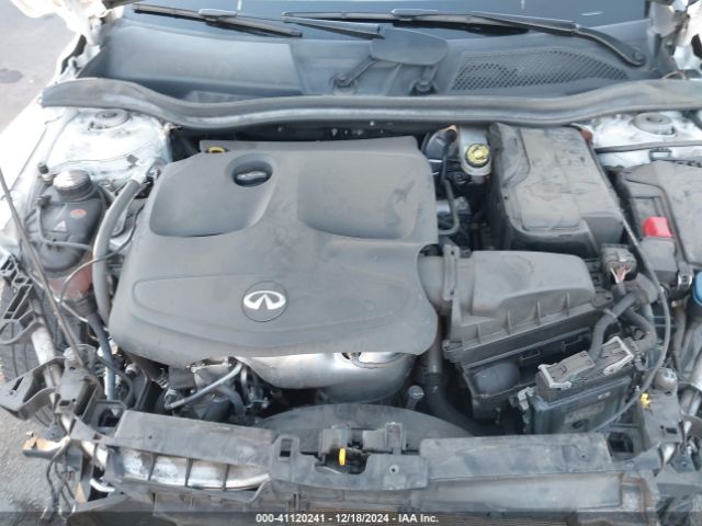SJKCH5CPXKA008581 Infiniti Qx30 Luxe