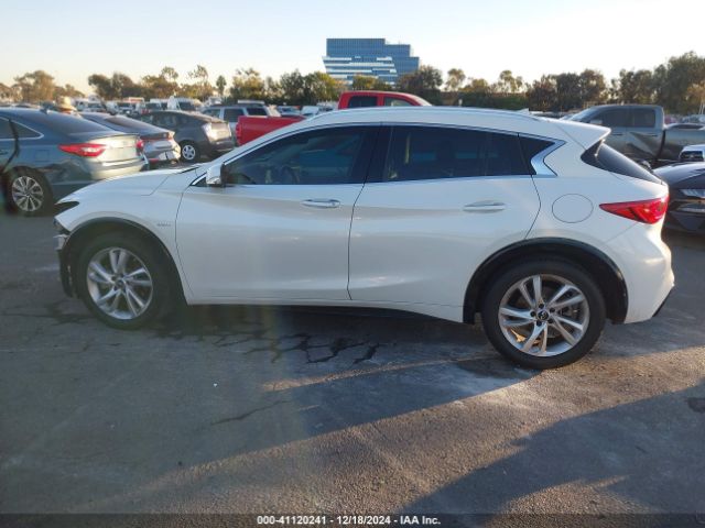 SJKCH5CPXKA008581 Infiniti Qx30 Luxe