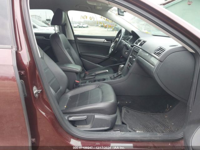 1VWAS7A37EC061719 Volkswagen Passat 1.8t Wolfsburg Edition