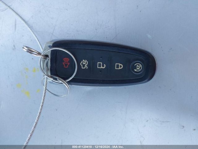 1LNHL9EK7EG605703 Lincoln MKS