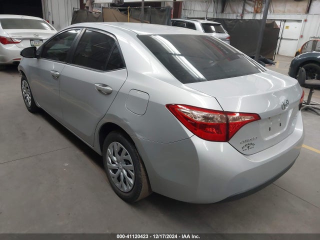 Toyota COROLLA LE 2018 2T1BURHEXJC106108 Image 3