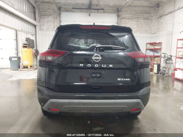 5N1BT3BB1NC671422 Nissan Rogue Sv Intelligent Awd