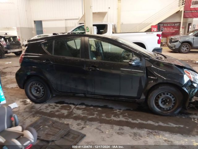JTDKDTB3XF1101684 Toyota Prius C Two