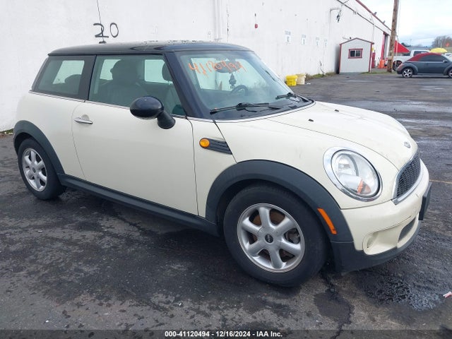 2007 MINI COOPER WMWMF33547TT53274 Photo 0