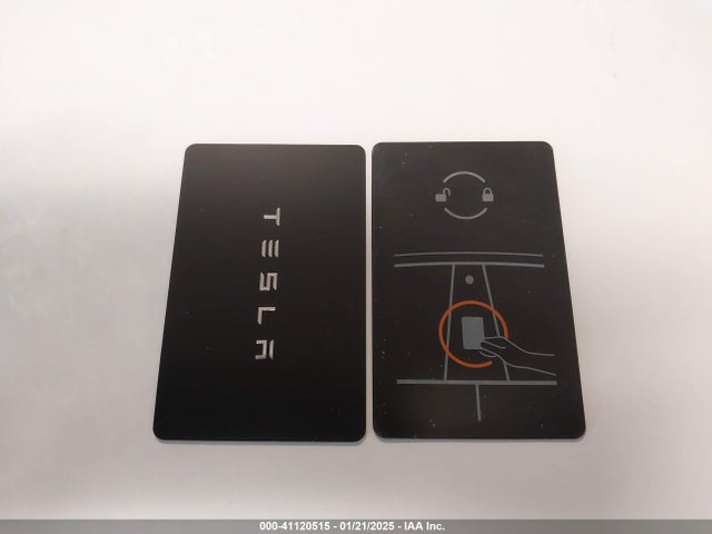 2023 TESLA MODEL Y 7SAYGDEE7PF872281 Photo 10