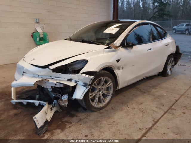 2023 TESLA MODEL Y 7SAYGDEE7PF872281 Photo 1